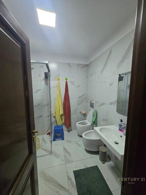 Apartment 2+1 for rent, Myslym Shyri 750 € /Month