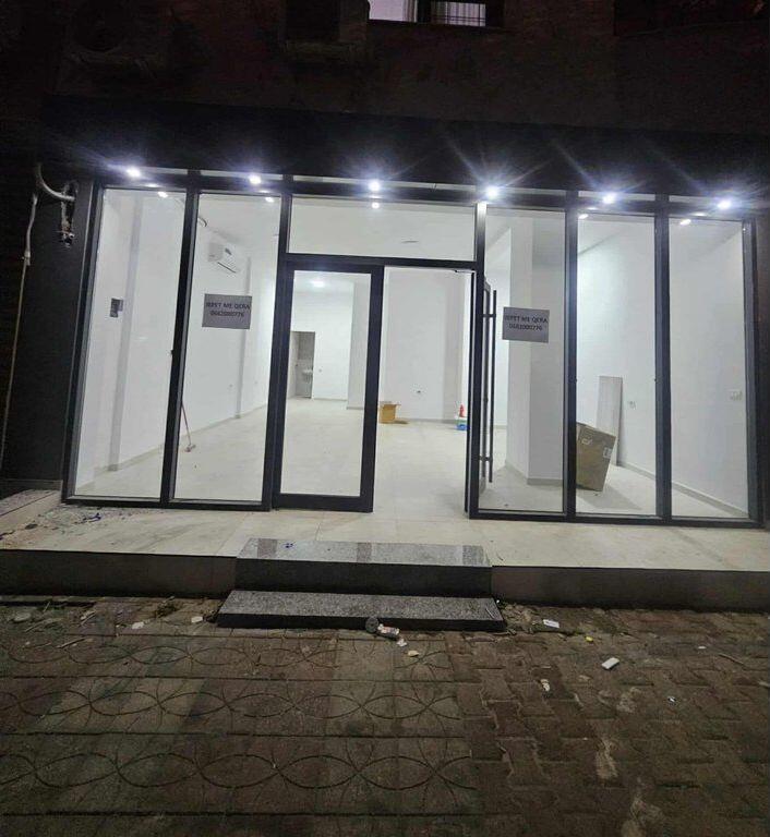 Commercial Space 1+1 For Rent in Don Bosko near the mosque, Tirana