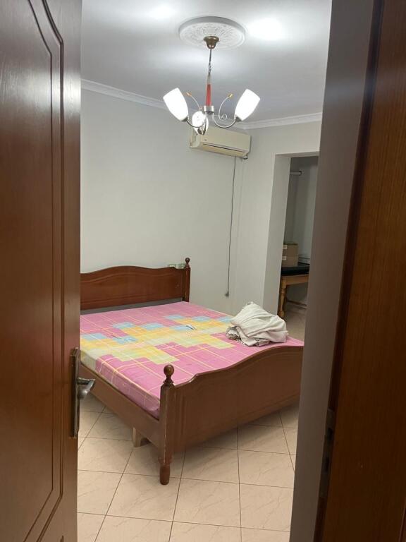 APARTAMENT ME QIRA 1+1 - SHKOLLA E BASHKUAR