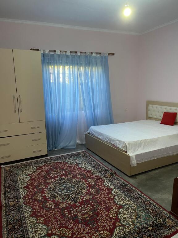 🏡Private house for rent in Astir.  🔹️Arranged in: 🔸️2 bedrooms 🔹️kitchen 🔸️living room 🔹️bathroom 🔸️balcony 🔹️yard for parking🔹️Address: Fejzi Hizmo Street, New Ring, opposite Marinaj hotel!