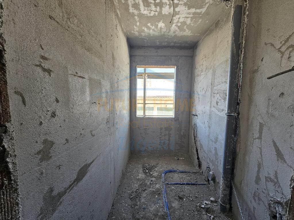 For sale, Apartment 2+1+2, Paskuqan, Tirane.