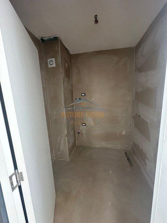 Shitet apartament 2+1+2 Garden Residence Turdiu