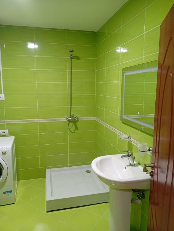 Apartment 2+1 for rent Unaza e re