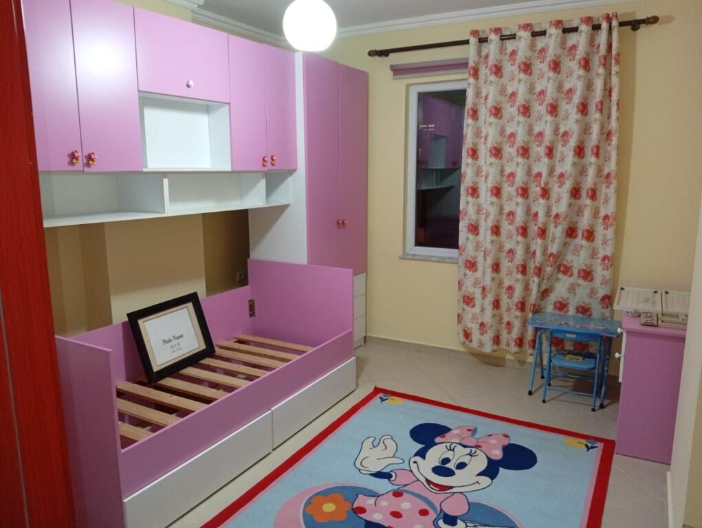 Apartment 2+1 for rent Unaza e re