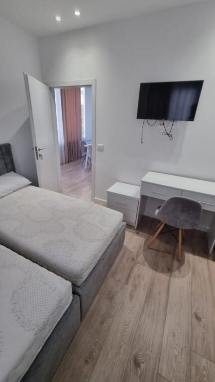 Jepet me Qira Apartament 2+1 në Don Bosko pranë Vizion Plus