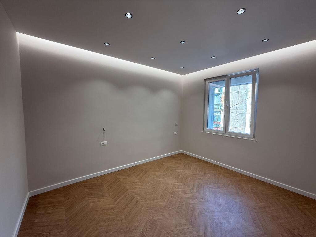 Apartament 2+1 per shitje tek Myslym Shyri