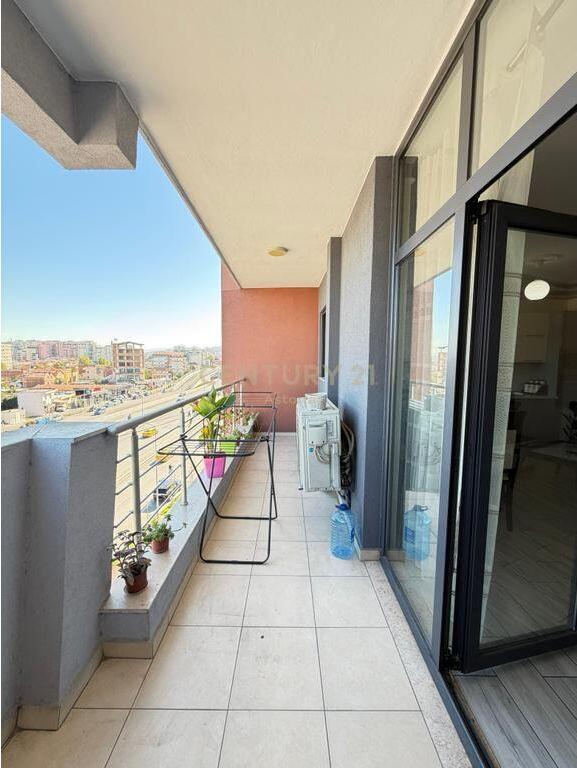 Jepet per qira apartament 2+1+2 Astir