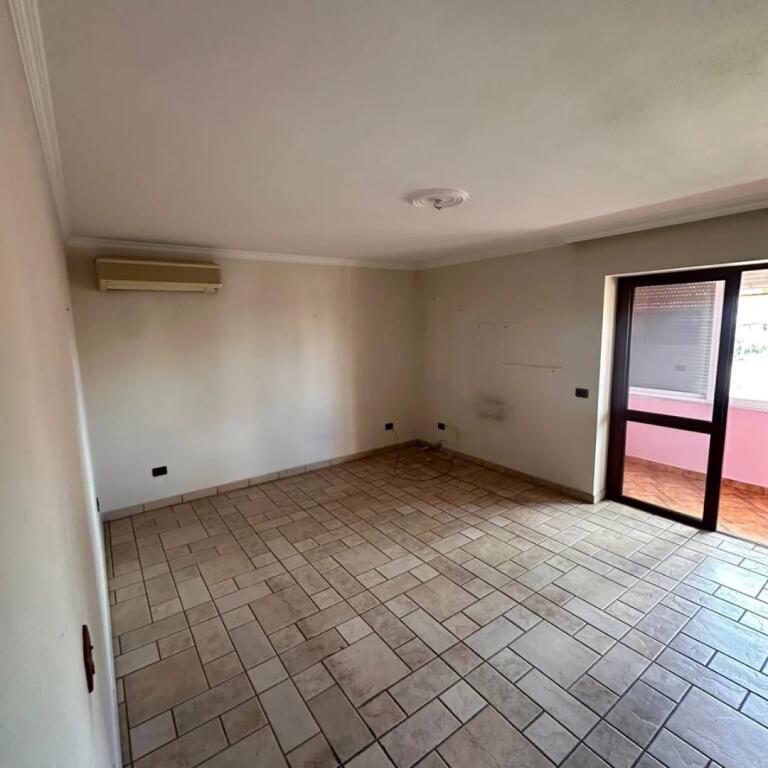 Apartament 2+1 Ne Shitje! 📍Xhamllik