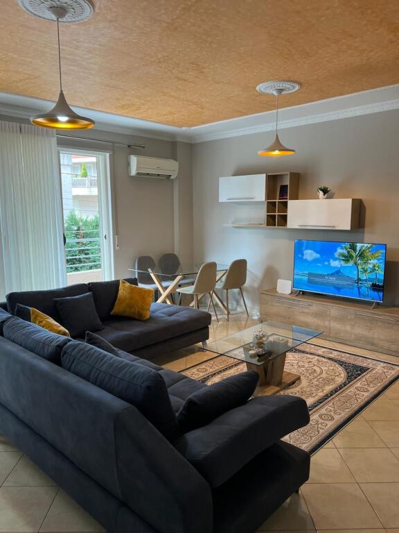 Apartament 1+1 per qira, Rruga Peti, Liqeni i Thate