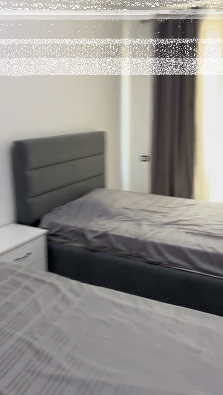 Apartment 2+1, Astir!