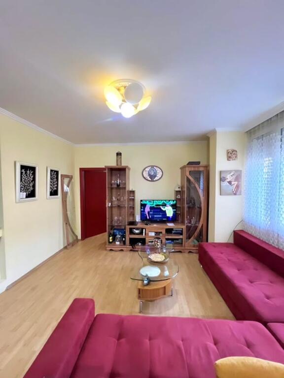 📍𝐏𝐫𝐚𝐧𝐞 𝐬𝐭𝐚𝐝𝐢𝐮𝐦𝐢𝐭 𝐀𝐢𝐫 𝐀𝐥𝐛𝐚𝐧𝐢𝐚 𝐬𝐡𝐞𝐬𝐢𝐦 𝐚𝐩𝐚𝐫𝐭𝐚𝐦𝐞𝐧𝐭 1+1