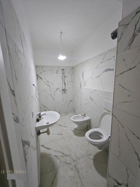 GARSONIERE PER SHITJE TEK TREGU ELEKTRIK