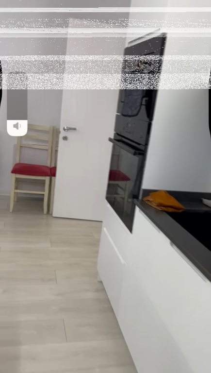 Apartment 2+1, Astir!