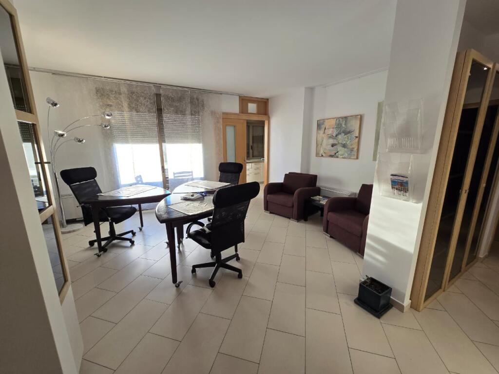 🏡 Jepet Ambient per Zyre me qira ne Qender