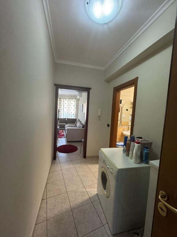 Apartament 2+1+2 me qira Rr. Elbasanit