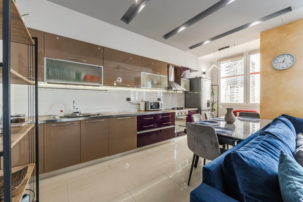 Apartment 2+1+2 For Rent in Durres Center - 750€