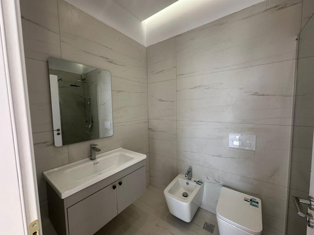 2+1+2 for rent for office 900 euro net net