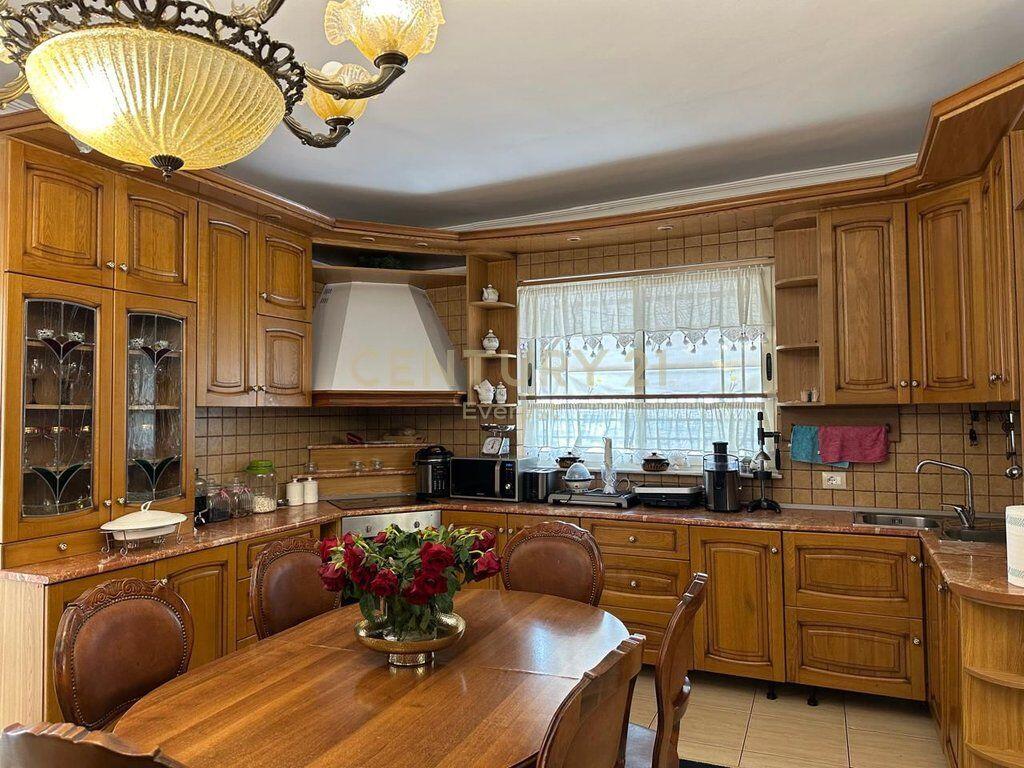 VASIL SHANTO, SELLING APARTMENT 3+1+2! 250,000 €