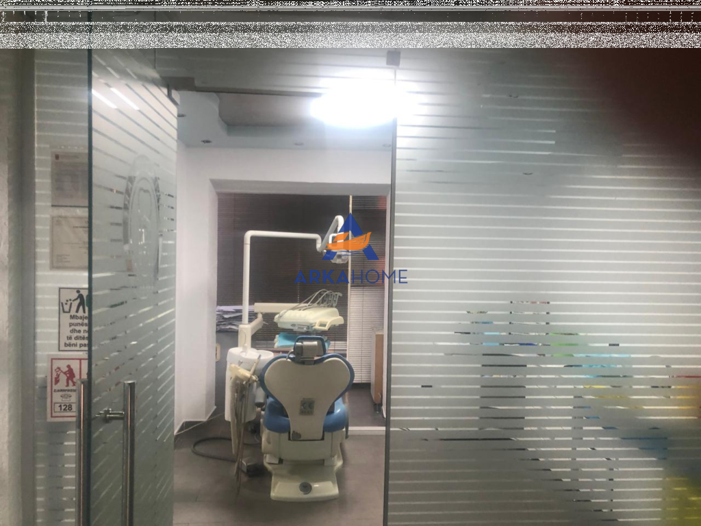 BUSINESS PREMISES FOR SALE 70M2 "BARDHYL STREET" 155,000 EURO