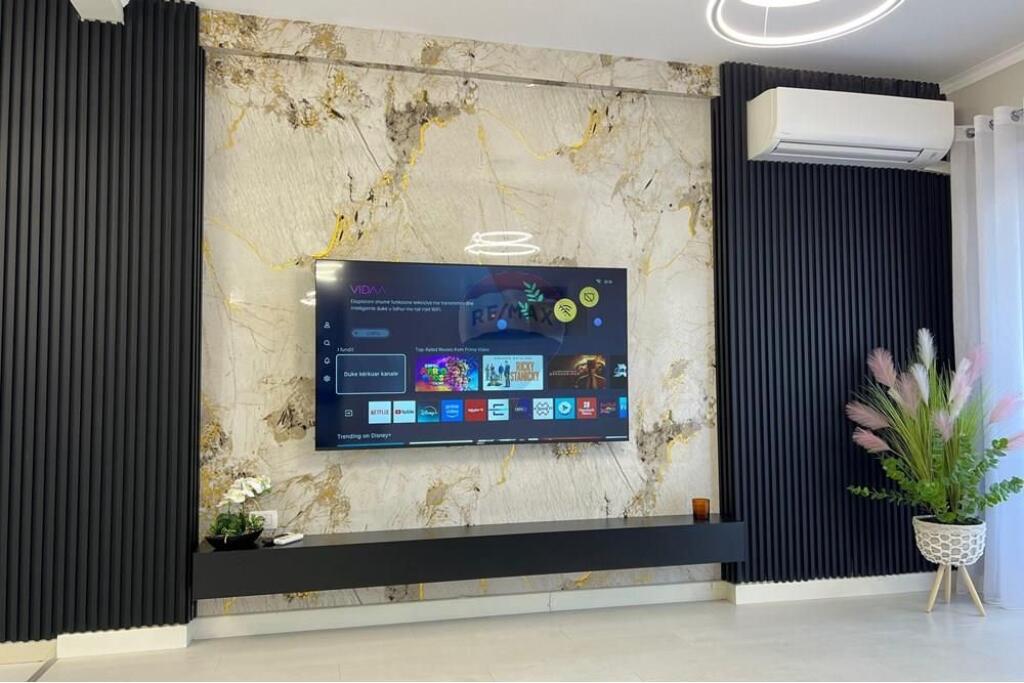 2+1+2 for sale Astiri