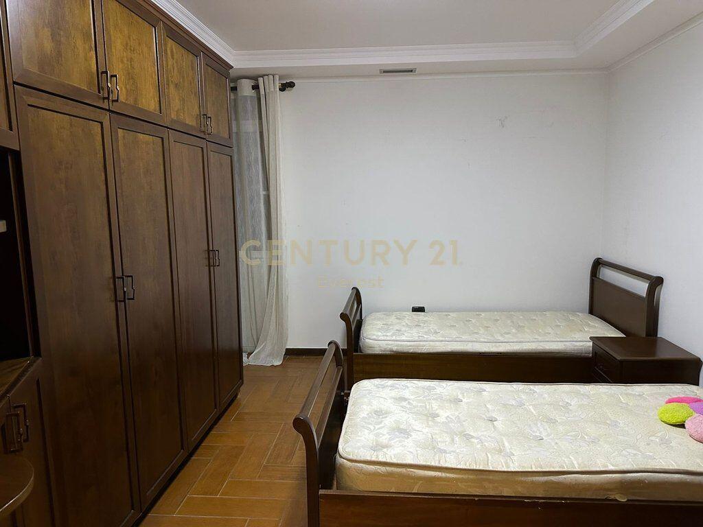 Jepet me qira apartament 3+1+2 – Ish Ekspozita (Pallati E-88)