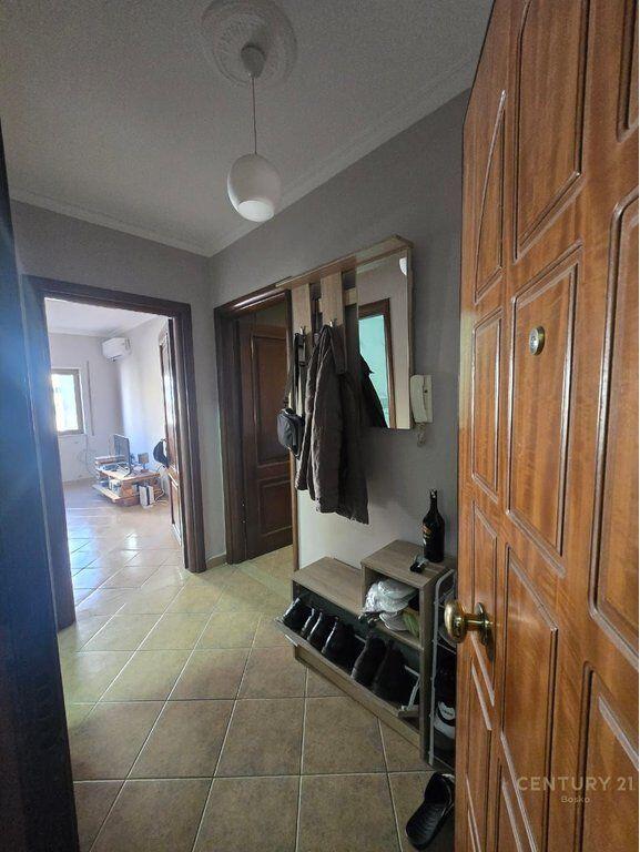 Apartment 2+1 for rent, Myslym Shyri 750 € /Month