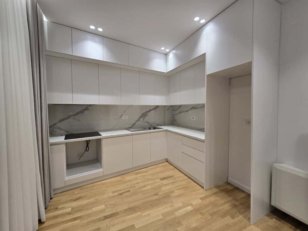 🏡 Vilë 3-Katëshe 4+1 me Qira – TEG 🌿