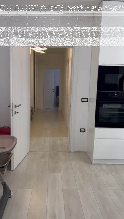 Apartment 2+1, Astir!