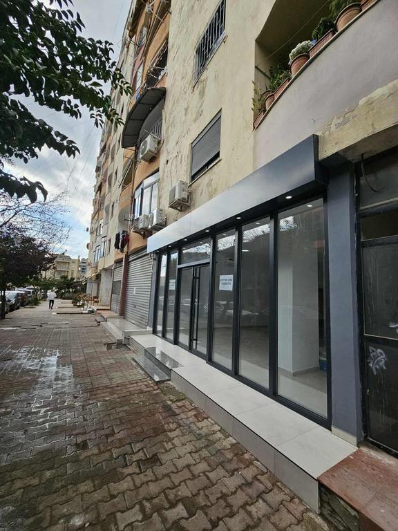 Commercial Space 1+1 For Rent in Don Bosko near the mosque, Tirana