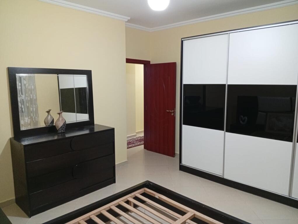 Apartment 2+1 for rent Unaza e re