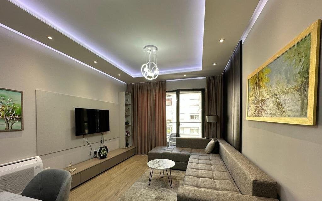 Apartament Modern 1+1 me Qira pranë Olimpikut – Komuna e Parisit