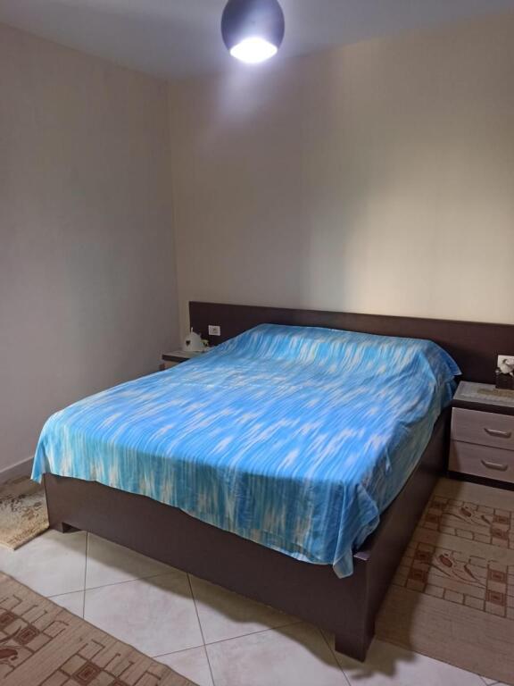 Shitet Apartament 2+1+2 tek Liqeni I thate (ID9435)