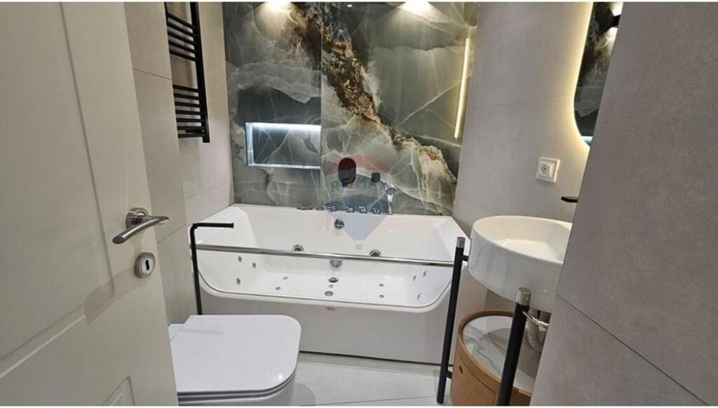 Apartment 2+1 for rent at Lake View