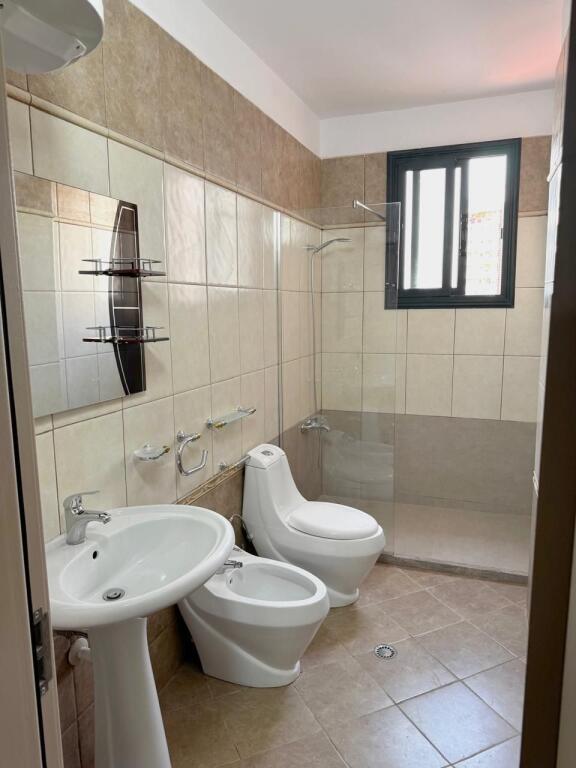 Apartament 2+1+2 me qera ne Vlore