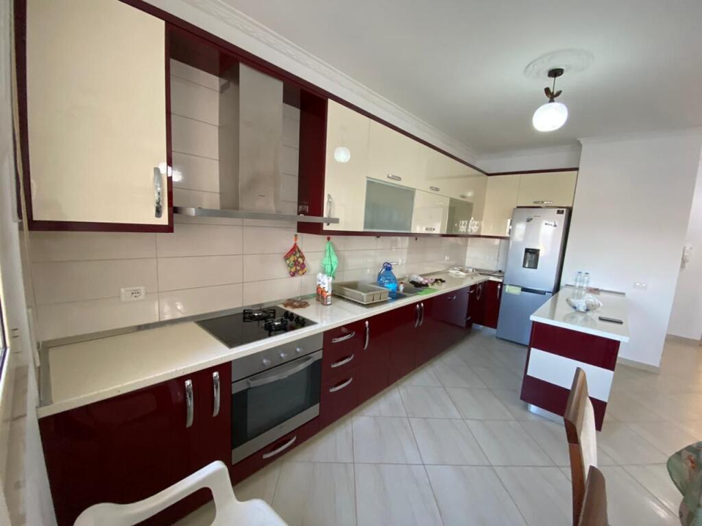 For rent 4+2 furnished dry lake 900 eu furnished