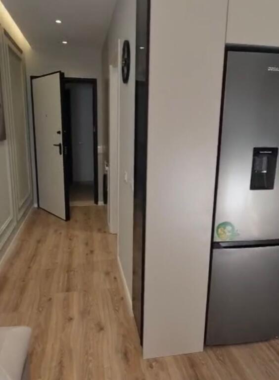Apartament 1+1 me qera Laprake