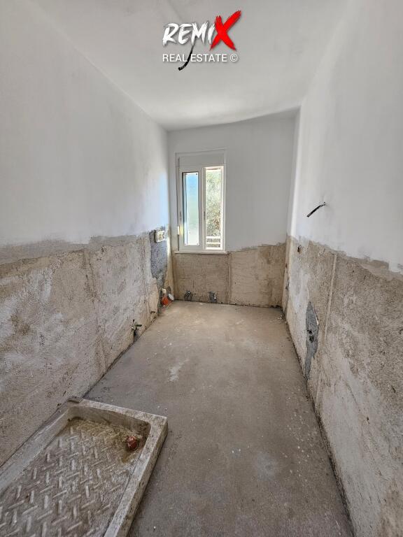 APPARTAMENTO IN VENDITA A SHKEMBI I KAVAJES, VISTA PARZIALE SUL MARE