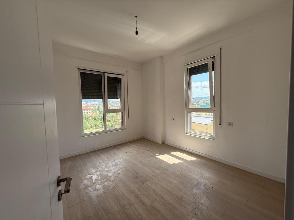 Shitet, Apartament 2+1, Paskuqan, Tiranë.