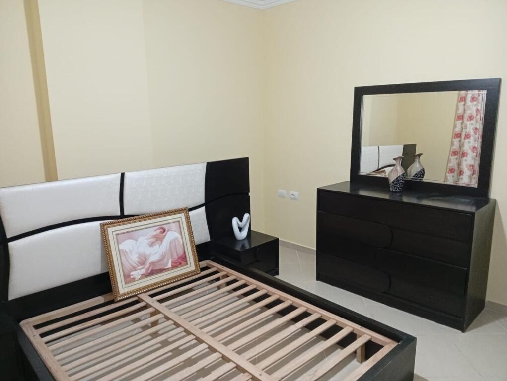 Apartment 2+1 for rent Unaza e re