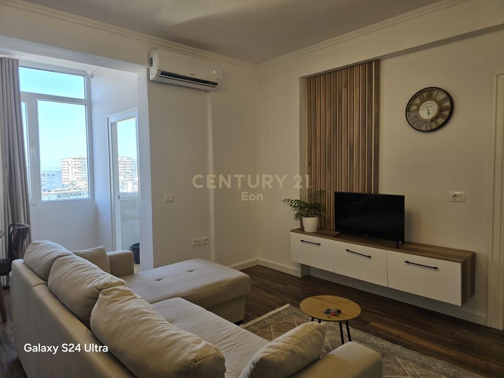 Apartament 1+1 me Qira në Qendër të Durrësit !    470 € /Muaj