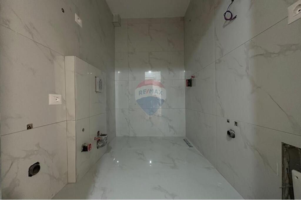 SHITET APARTAMENT 1+1 RRUGA E KOSOVAREVE