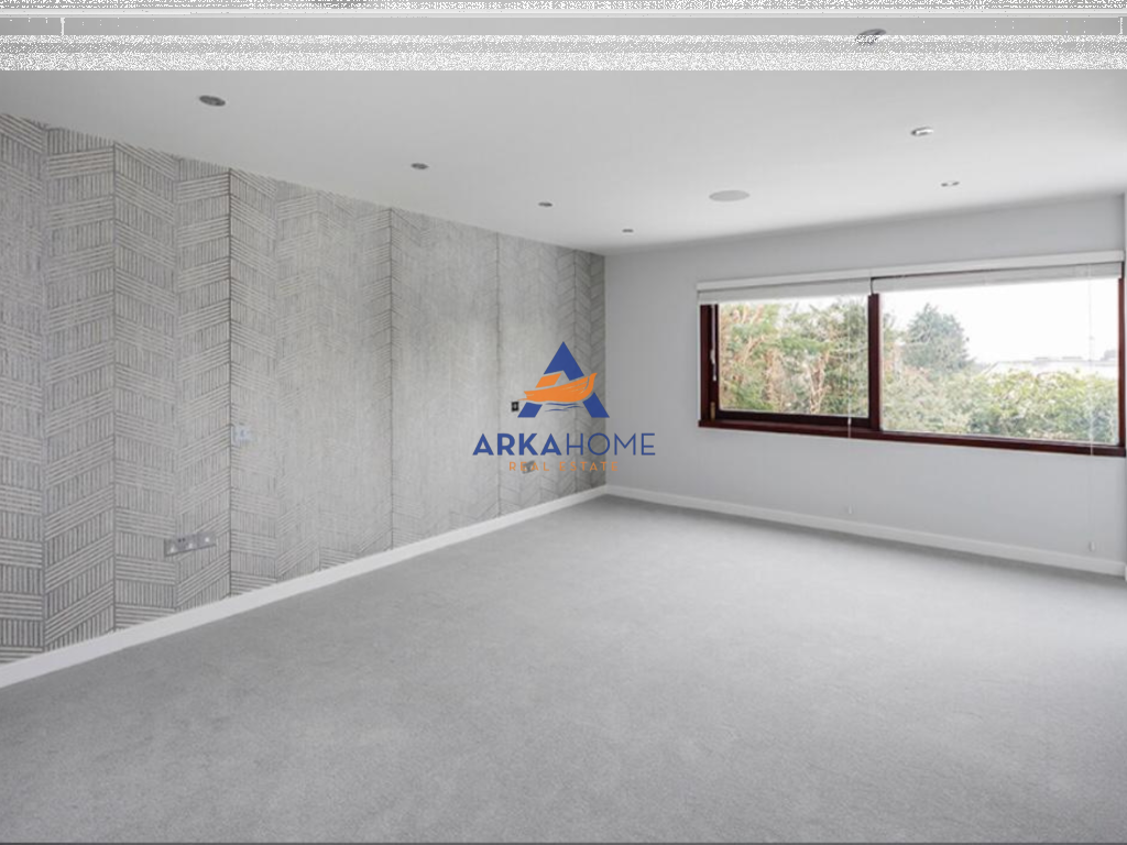 JEPET ZYRE ME QERA 50 M2 "RRUGA ODHISE PASKALI " 500 EURO