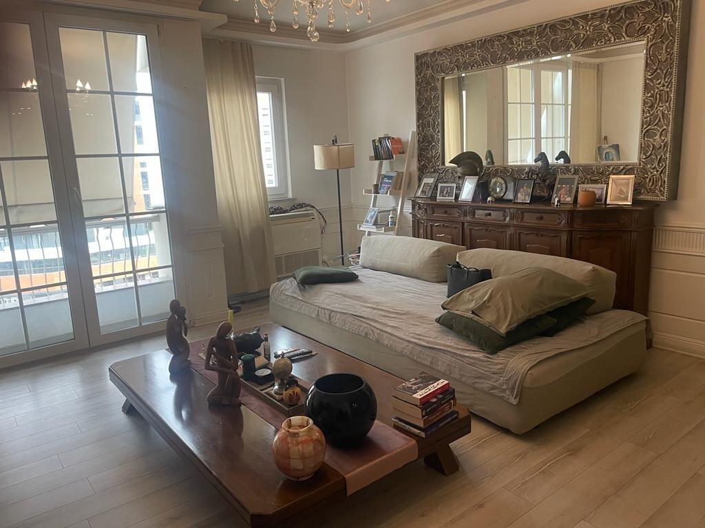 Ap2+1 per shitje  perballe Kompleksi Delijorgjit