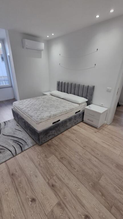 Jepet me Qira Apartament 2+1 në Don Bosko pranë Vizion Plus