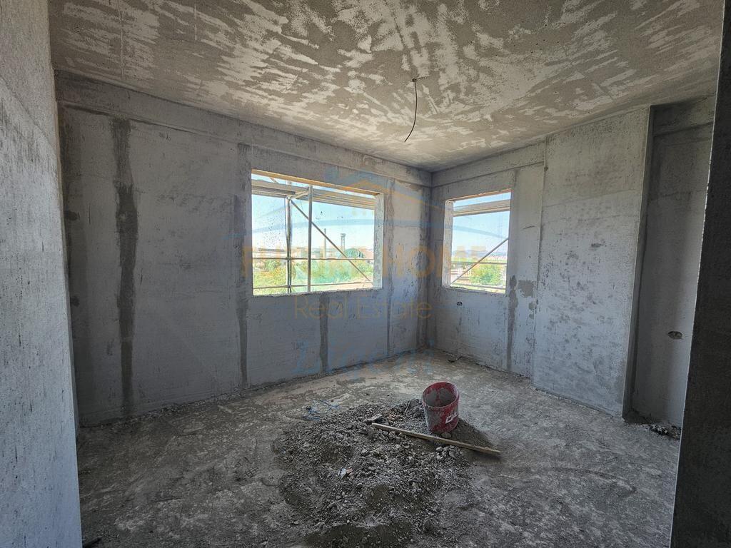 For sale, Apartment 2+1+2, Paskuqan, Tirane.