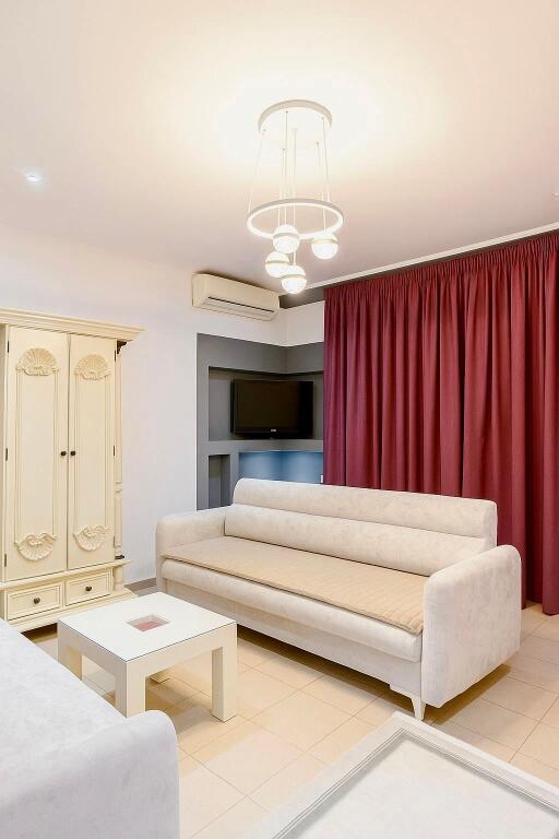 📣 QERA Apartament 1+1 📍 Qender Tirane, Prane Kafe Flora ✨