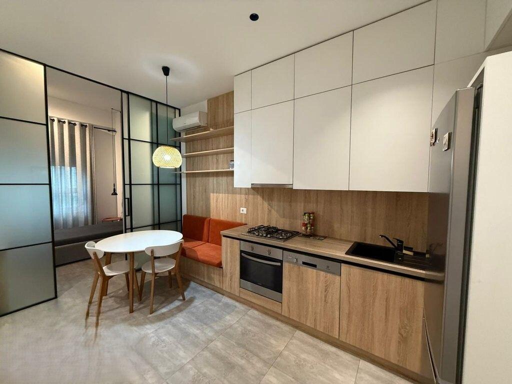 2+1 apartment for sale at Magnet Complex, 21 Dhjetori - 165,000 euros