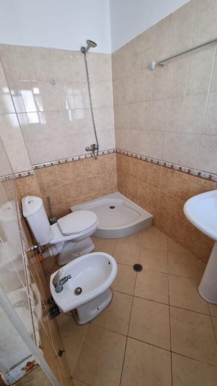 🏠 Affittasi appartamento 2+1 ad Astir (vicino al Bar Artisti)