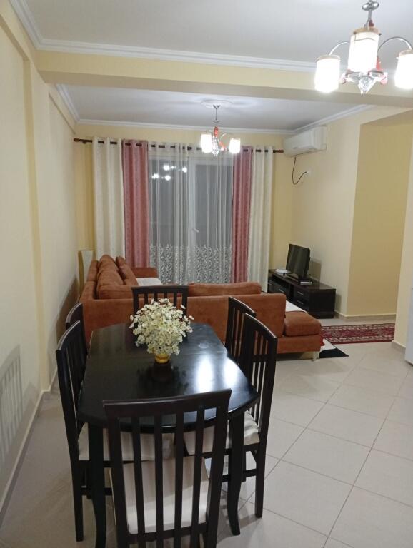 Apartment 2+1 for rent Unaza e re