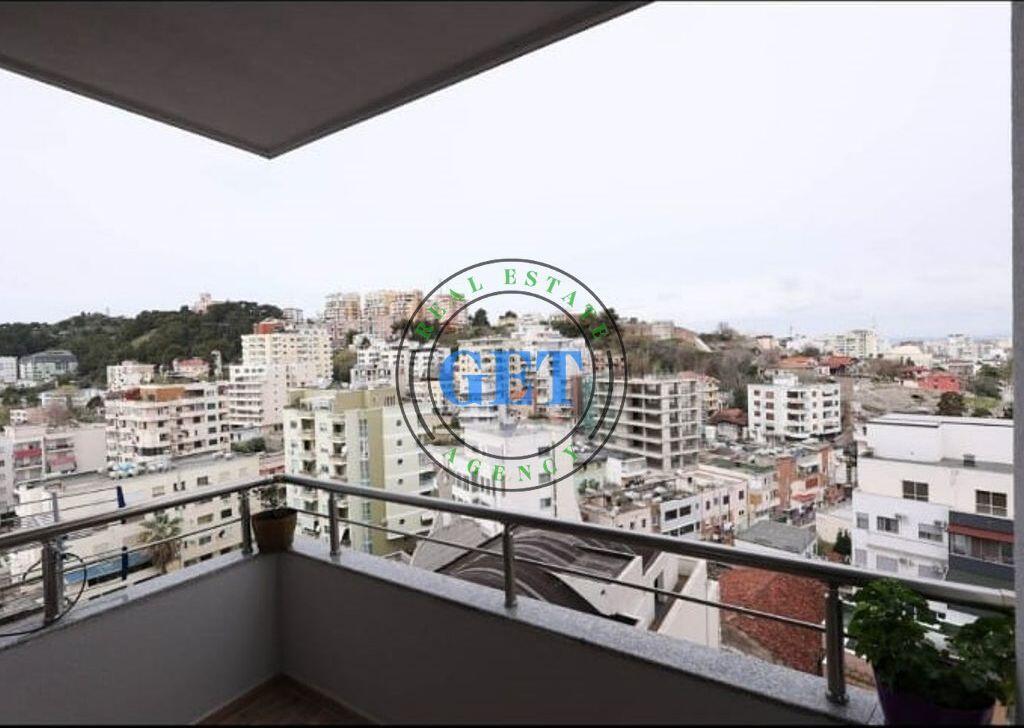 Shitet, Apartament 1+1 Tek 27 kateshi Vollga,Durres.